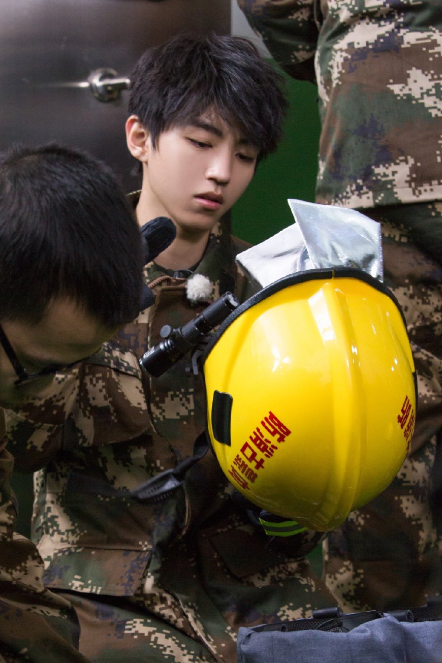 王俊凯工作室声明,要求《高能少年团》节目组