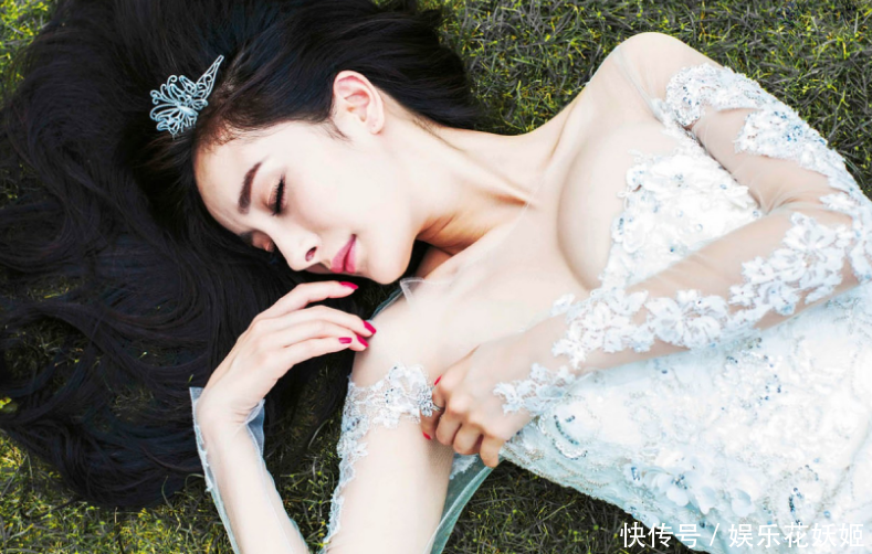 杨幂代言毒害青少年？被名知博主大骂不配做母亲，杨幂默删微博