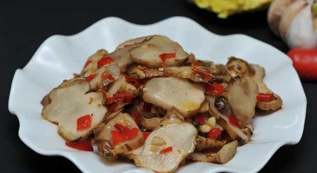 农村名字最奇怪的蔬菜“万年脏”，撒上一粒种子，能吃好几年