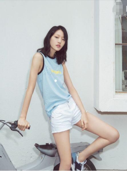 身高179的她为减肥一个月只喝水，瘦到脱相堪比毁容