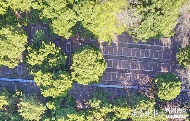  #烈士#航拍济南英雄山，烈士陵墓区安静肃穆