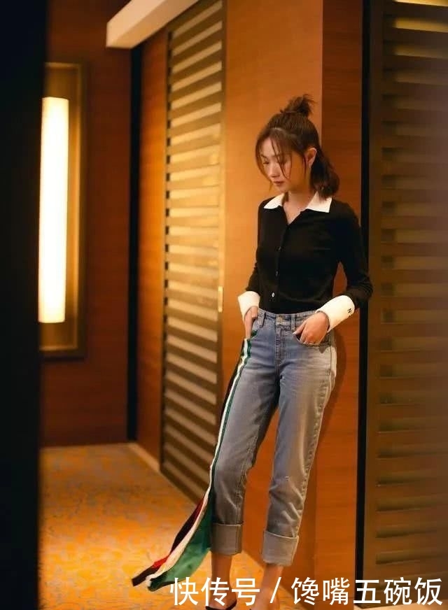 #高丸子#这个时候丸子头成了女孩们的首选 轻松搞定的慵懒发型