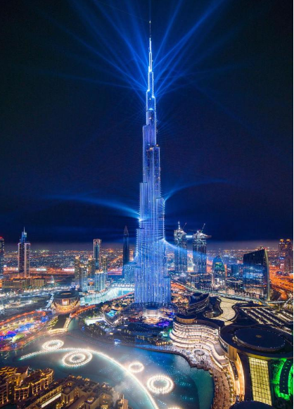 世界上最震撼的灯光秀,照亮整个夜空,土豪的世界我们不懂!