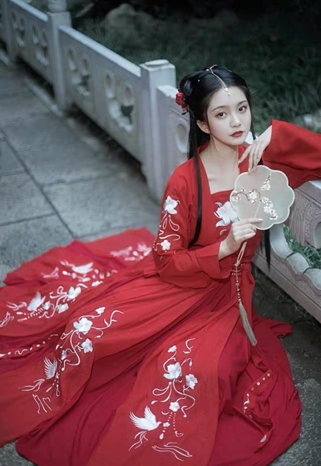  『适合』汉服：适合小个子女生的齐胸襦裙，显高又显瘦