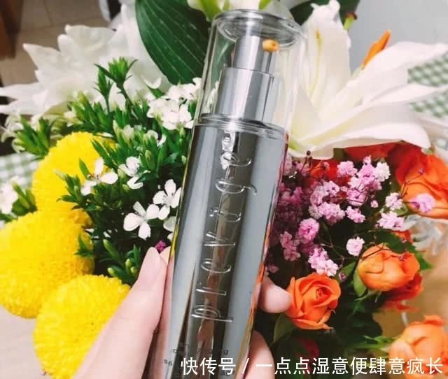  精华液：美妆博主极力推荐的抗初老精华真的好用吗？热门抗氧化精华液测评