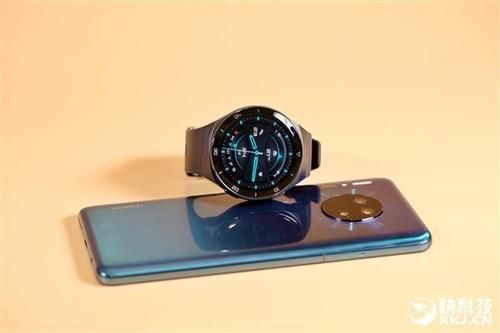 『开箱』支持100种运动模式 华为Watch GT2e曜石黑开箱图赏