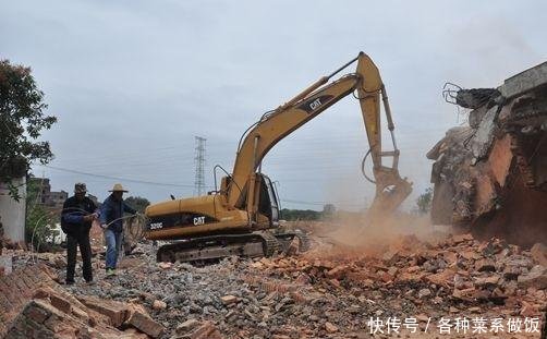 农村拆迁补偿标准出炉，每平砖瓦房补偿2400元，趁早了解避免吃亏
