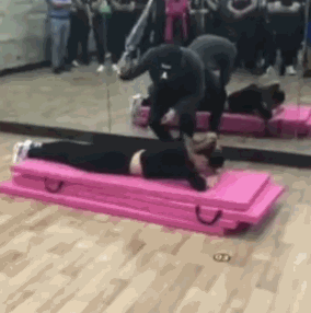 t011d4b43041c134c04.gif?size=284x286
