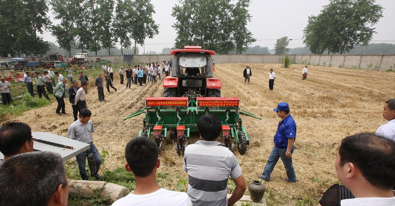 「农机农具」未来农村这3个行业将崛起，农民不妨可试试，一年四