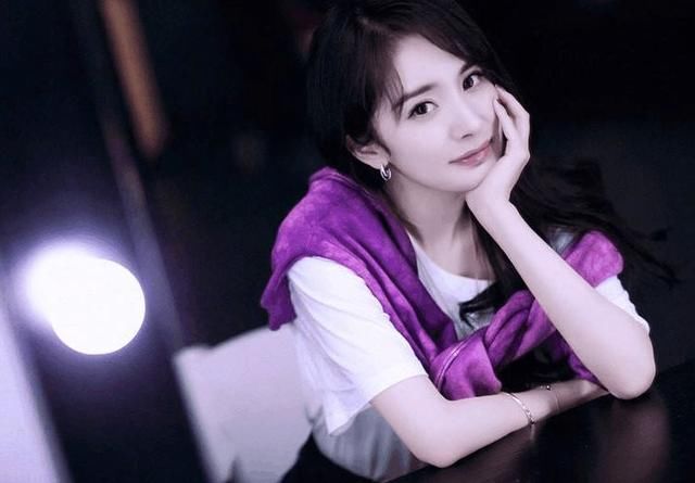 那么坚强的杨幂，看完黑粉P的“小糯米”，哭了不知道有多久