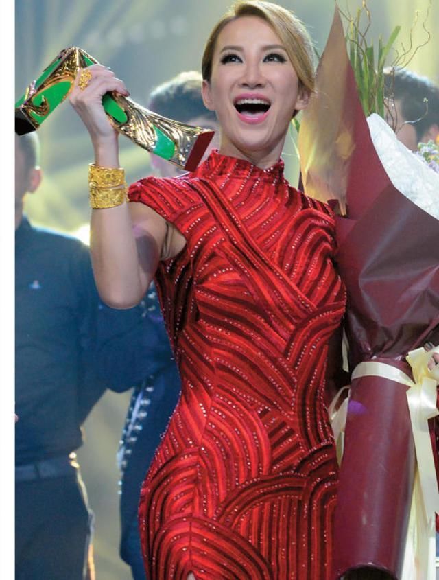 假账号骗真粉丝，小歌迷被骗五万，李玟发声怒斥骗子