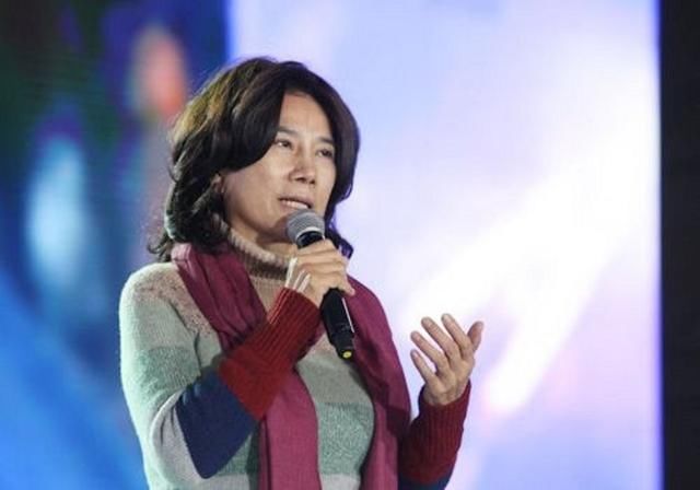 苏宁董事张近东与霸道总裁董明珠对骂40分钟!为了行规不要500万