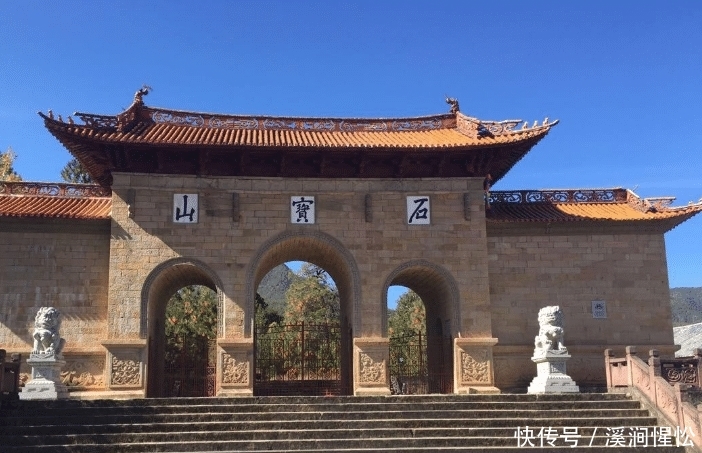 佛法：他人在吃饭时有这“三种”行为，要远离之，否则必惹祸