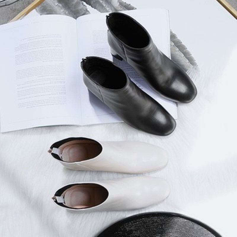 天气凉了，少穿凉鞋了!快备上今秋流行的靴子，高级显档次