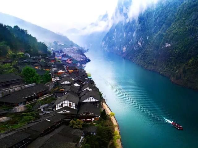 藏在火炉重庆的凉都秘境，坐拥8大清凉耍处，气温不超25℃！