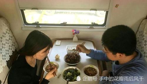 55万购买房车旅游中国，这位90后美女活成了别人渴望的样子