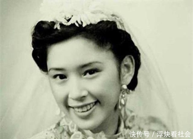  [不见]向首富求亲被嫌穷，10年后，当部长的他再次登门，恋人却说：不见