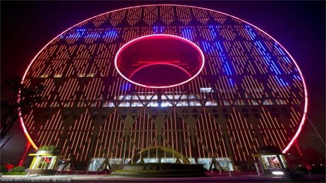 广东和辽宁都建了个“圆”，一个10亿一个1亿，评价却大相径庭