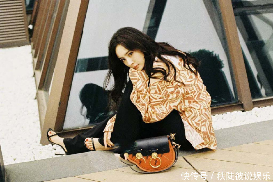 同样是辣妈，杨幂撞衫全智贤，网友中国人的穿法韩国人表示佩服