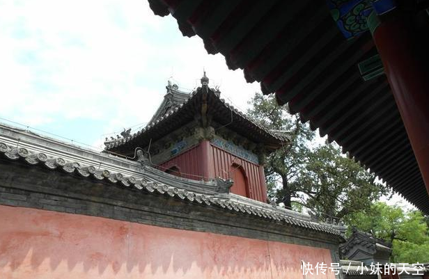 中国最“怪”寺庙 500年来从没开过门 不受香火却屹立不倒！