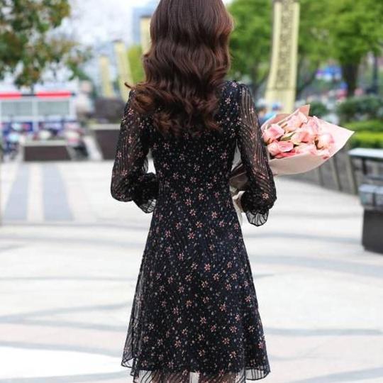 这种连衣裙上身才知道有多美！气场满满，嫩上添嫩，清凉又惬意