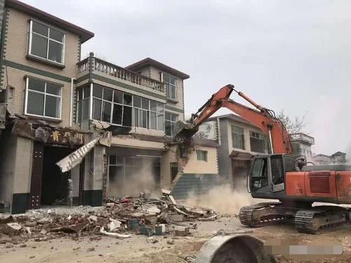  不住■农村房子没有升值空间，有人盖了也不住，为何盖房越演越