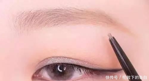 技巧■别人照片都比你美?这些画眉技巧都不知道怎么赢!