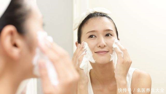 女生|真正会保养的女生,敷完面膜后都会做的4件事,难怪皮肤总这么好