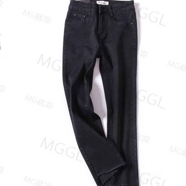 天啊!36岁小姨穿上这打底裤,如此迷人显瘦,简直不敢相信