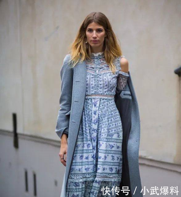 人人都有的黑色打底裤，其实这样穿更美！