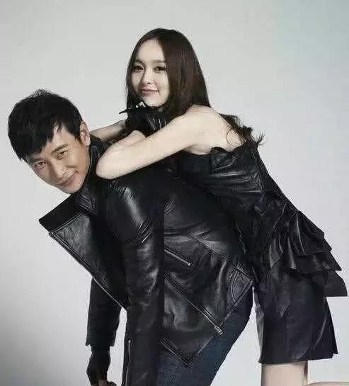 罗晋正式出面回应分手谣言，只是三个字，网友：说清楚就好！