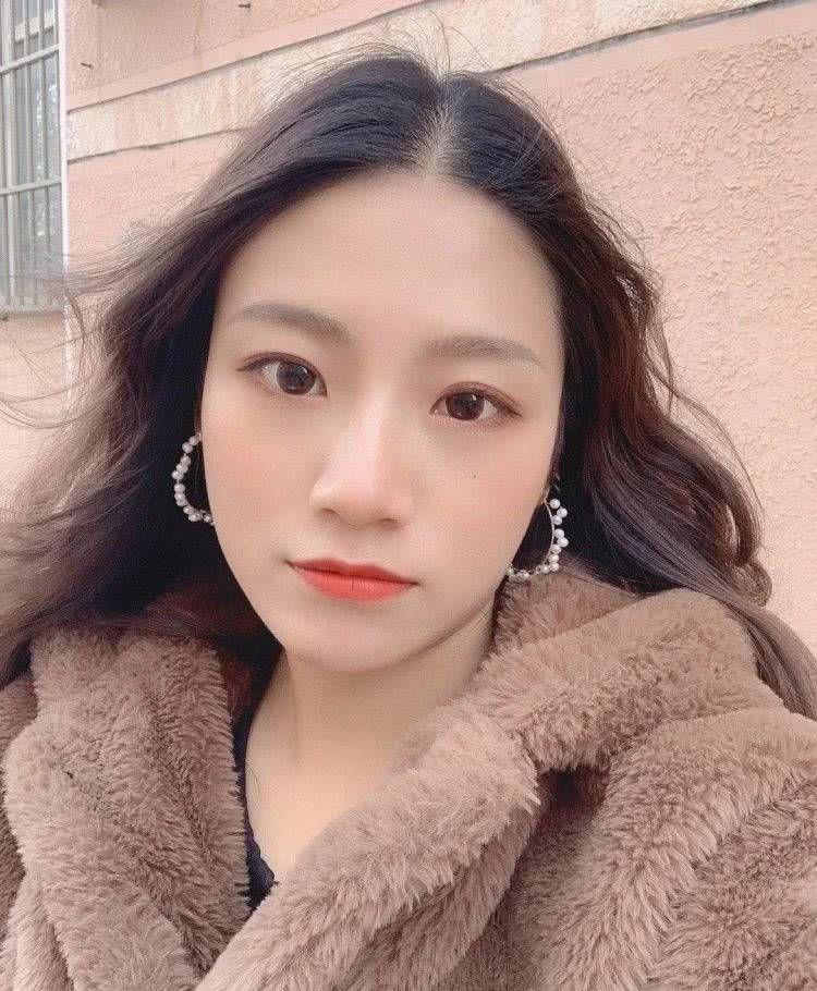  [彭于晏]图片：女孩们的痴迷思维，化妆前找对象很好。化妆后，我想我可以试试彭于晏