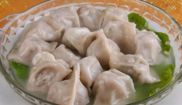  [趁早管住嘴]一天中发胖“最猛”的5个时间点，若巧妙避开，体重轻松降到2位数