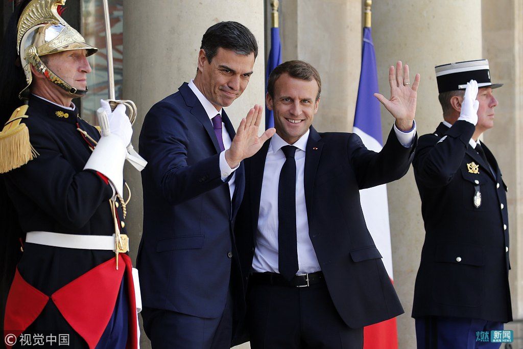 法国总统马克龙会见西班牙首相桑切斯