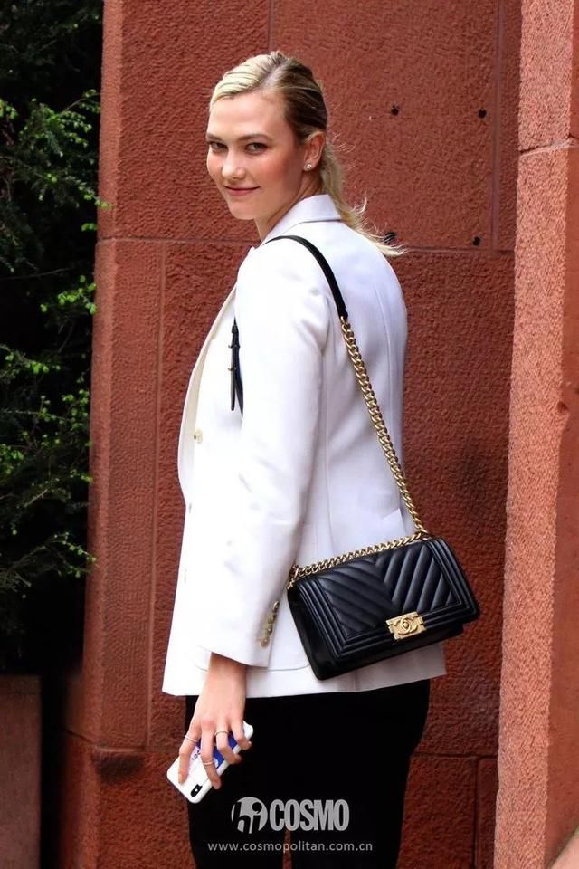 时髦办｜Karlie Kloss结束六年爱情长跑，订婚啦！