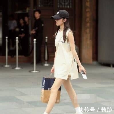 【帆布鞋】“匡威帆布鞋”才是时尚黑马,所有时髦精们都在穿