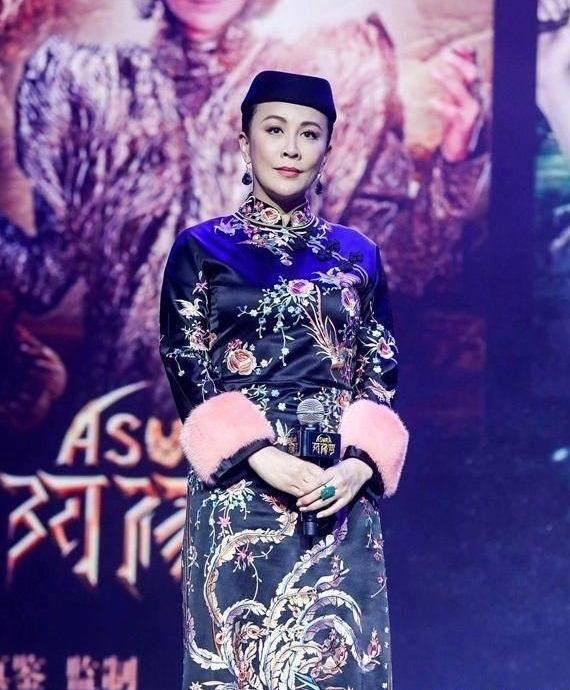 细数众女星穿旗袍的剧照,刘嘉玲霸气依然,最后一位至今无人超越