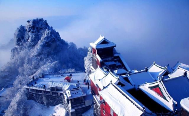 一年收入52亿是泰山5倍，黄山10倍！国内最赚钱的山你去过吗？