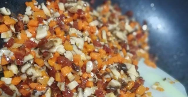  朋友圈@这个烧麦好吃又好看，惊艳了朋友圈，都问怎么做其实做法很简单！