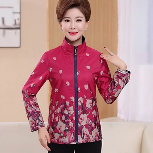 气质优雅的妈妈外套，文雅端庄又得体，立马下手买2件