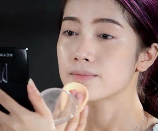 女人别傻傻纯素颜，要画淡妆!化妆师教淡妆顺序，简单又好看