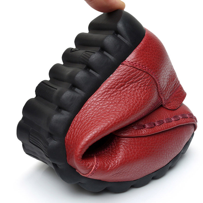 秋天到了，凉鞋别穿了，看看新款妈妈鞋，洋气耐穿不累脚