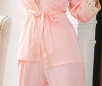 老公嫌弃老婆土，老婆穿上睡衣后顿时傻眼