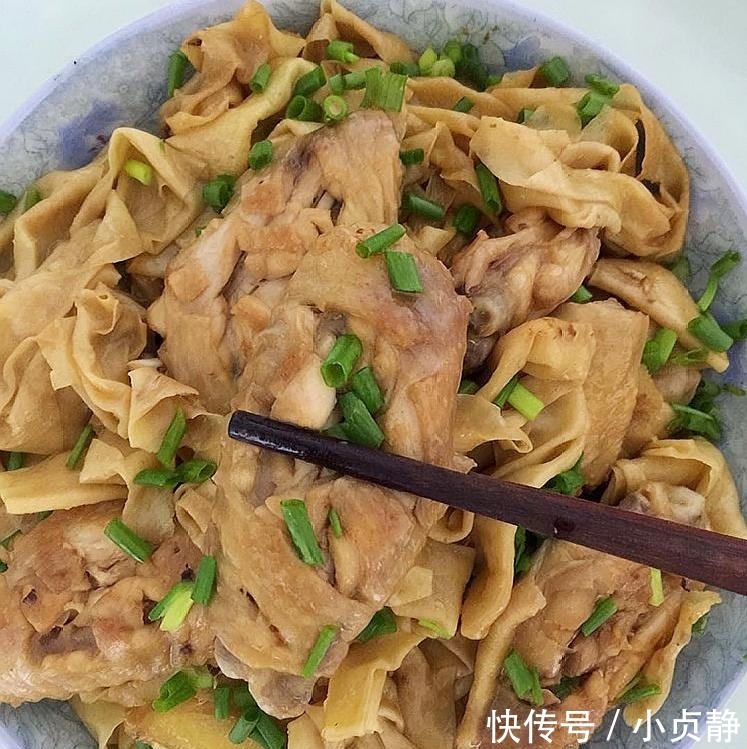  『满满雌激素』“天然黄体酮”终被找到，每周吃2次，皮肤紧致了，素颜也很美