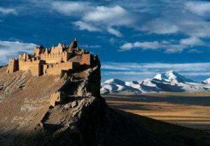 楼兰古国消失原因探索，一夜之间全城荒废