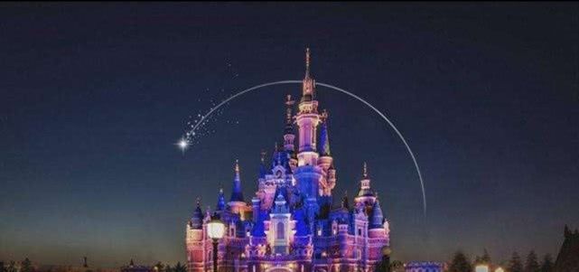 迪士尼80元“天价鸡腿”遭疯抢,真实曝光游客怒赞:真的很良心