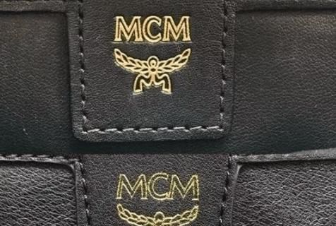  「MCM」明星纷纷种草的MCM包袋，如今市场假货泛滥，不想买到假就看这三点