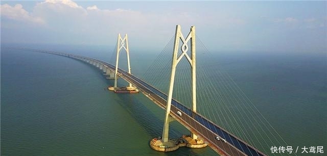外国否定中国能建港珠澳大桥, 公然叫价3000亿接手 , 惨被打脸