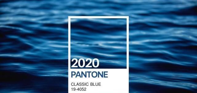  「色牛仔裤」还在穿黑白灰呢?2020春夏流行色来了,显白又显气质!