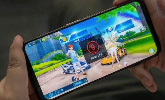  『且红魔5G还』小米10Pro最强对手！144Hz+风扇散热，看完价格后毫不犹豫